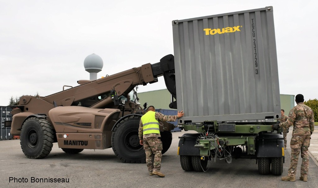 Le Manitou en action