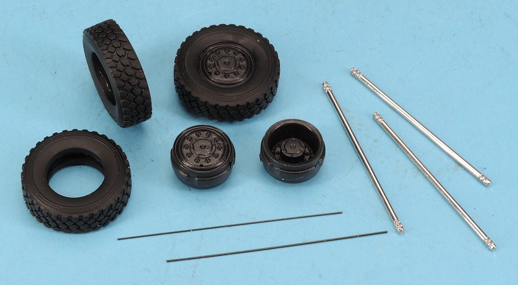 Axes acier et pièces photo-découpées maillechort maquette professionnelle robuste